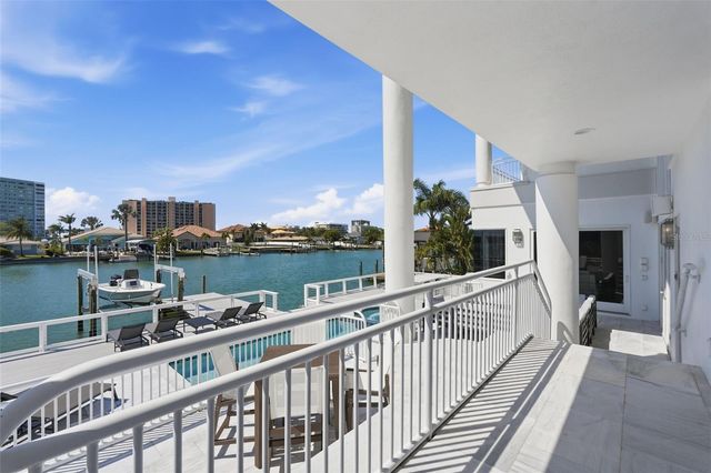 42 MIDWAY ISLAND, Clearwater, FL 33767