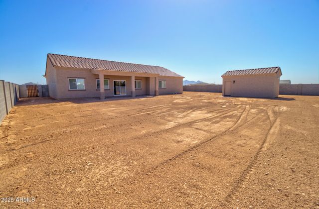 3610 N MOHU Drive, Eloy, AZ 85131