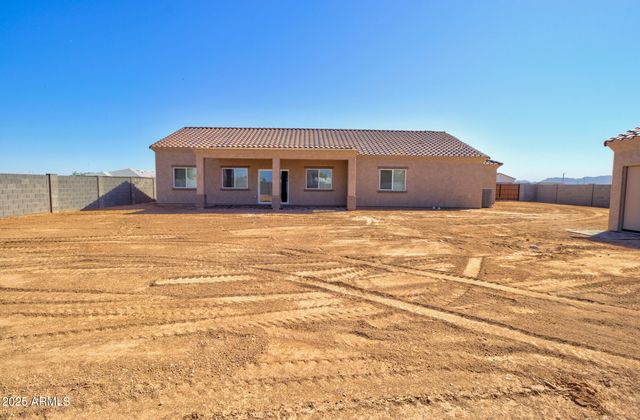 3610 N MOHU Drive, Eloy, AZ 85131