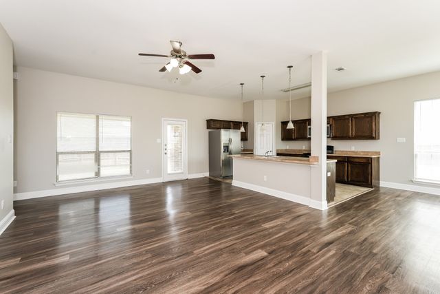 15635 Gatsby Lane, Dallas, TX 75253