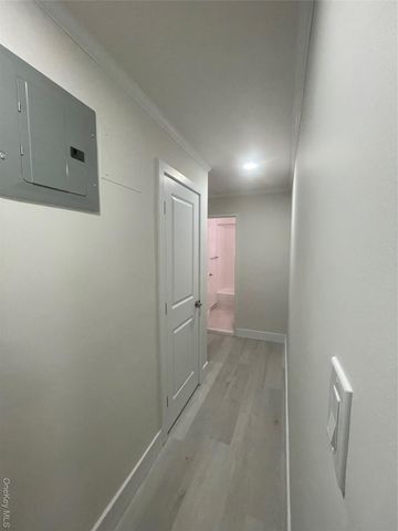 83-83 118 Street 1k, Kew Gardens, NY 11415