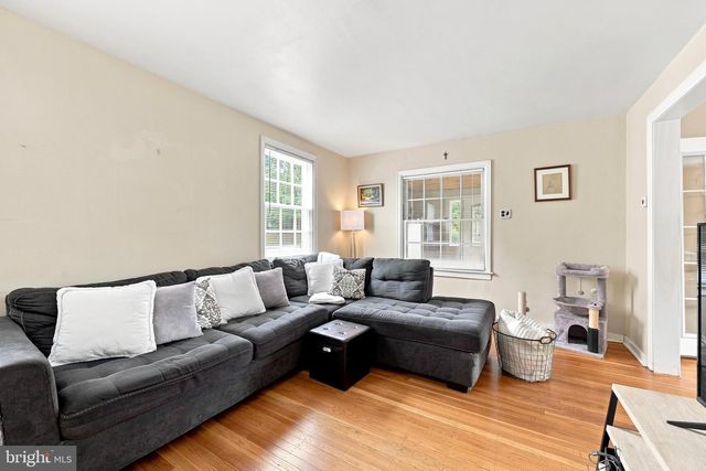 844 BURMONT RD, Drexel Hill, PA 19026