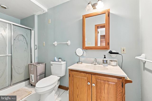 844 BURMONT RD, Drexel Hill, PA 19026