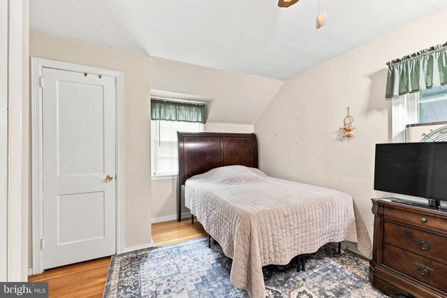 844 BURMONT RD, Drexel Hill, PA 19026