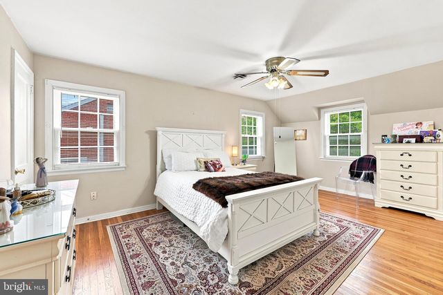 844 BURMONT RD, Drexel Hill, PA 19026