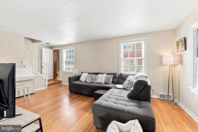 844 BURMONT RD, Drexel Hill, PA 19026