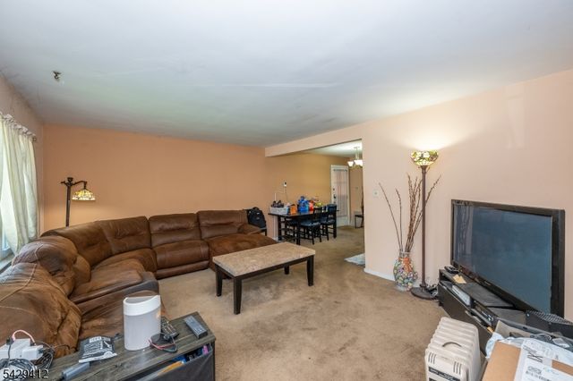 169 Central Ave, West Caldwell Twp., NJ 07006