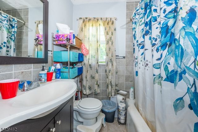 169 Central Ave, West Caldwell Twp., NJ 07006
