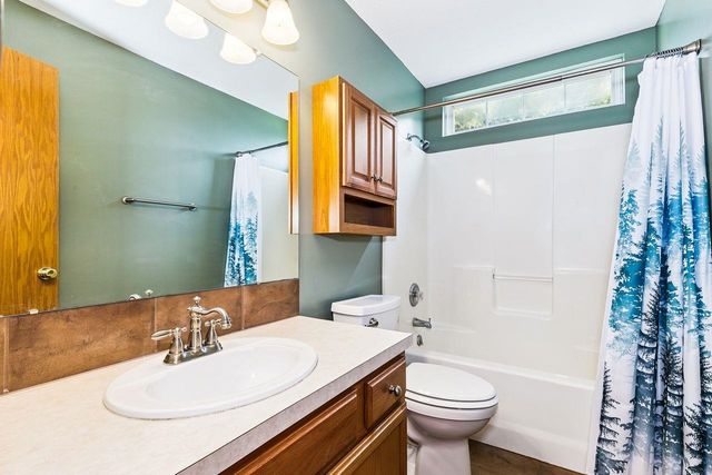 2517 N Covington Cir., Wichita, KS 67205