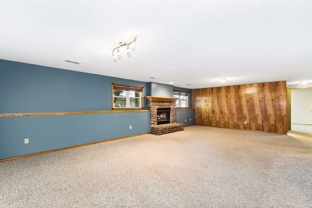 2517 N Covington Cir., Wichita, KS 67205