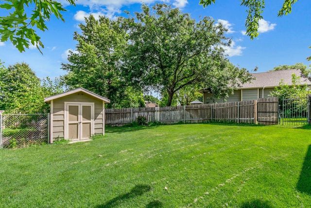 2517 N Covington Cir., Wichita, KS 67205