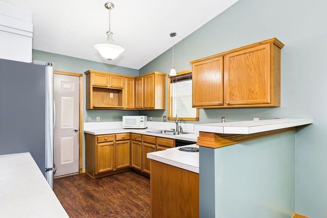 2517 N Covington Cir., Wichita, KS 67205