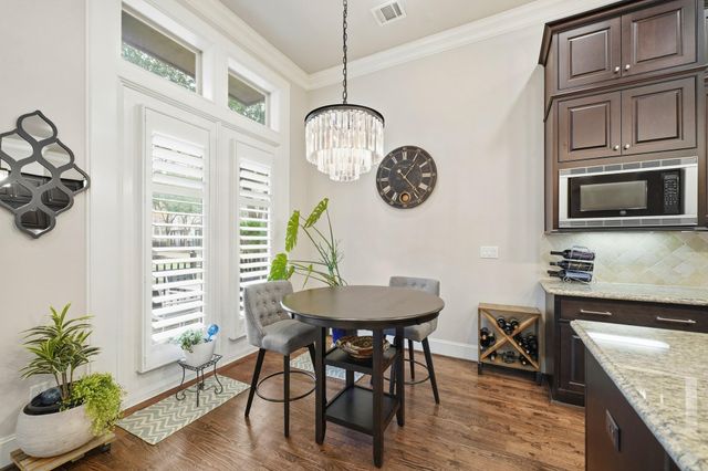 1810 Upland Lakes, Houston, TX 77043