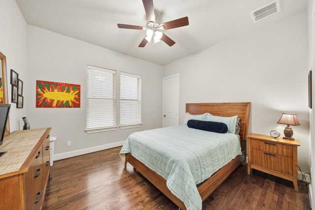 1810 Upland Lakes, Houston, TX 77043