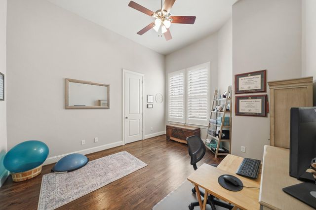 1810 Upland Lakes, Houston, TX 77043