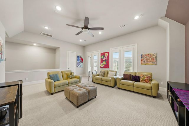 1810 Upland Lakes, Houston, TX 77043