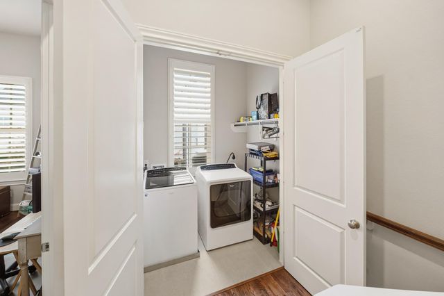 1810 Upland Lakes, Houston, TX 77043