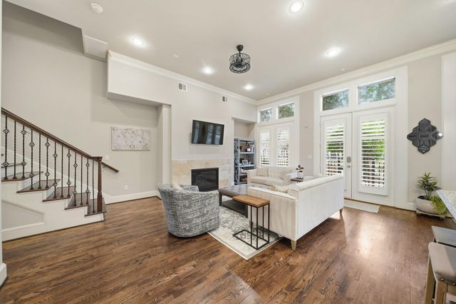 1810 Upland Lakes, Houston, TX 77043