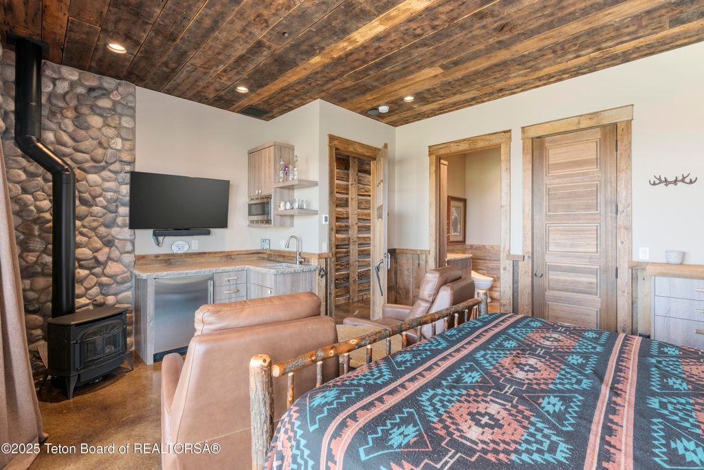 627 RYEGRASS Road, Daniel, WY 83115 photo 19