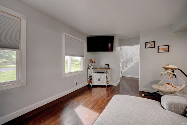 3218 S Co Rd 900 E, Velpen, IN 47590