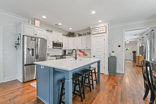 112 Woodridge Avenue, Pike Road, AL 36064