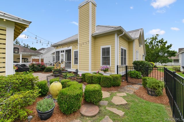 112 Woodridge Avenue, Pike Road, AL 36064