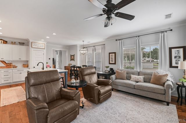 112 Woodridge Avenue, Pike Road, AL 36064