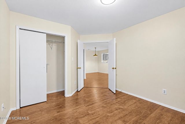 407 Hampton Court, Manalapan, NJ 07726
