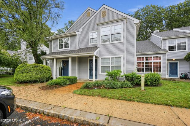407 Hampton Court, Manalapan, NJ 07726