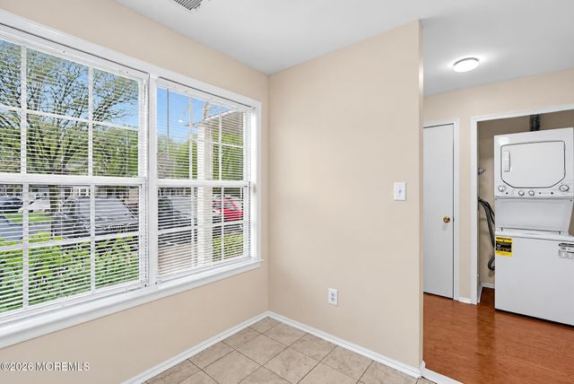 407 Hampton Court, Manalapan, NJ 07726
