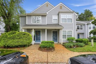 407 Hampton Court, Manalapan, NJ 07726