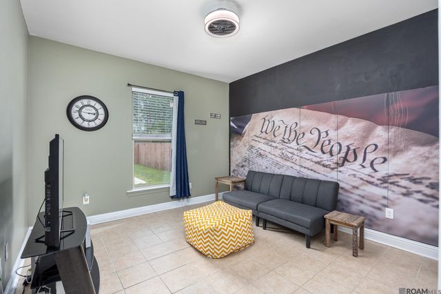 23570 Gardenia Ave, Denham Springs, LA 70726