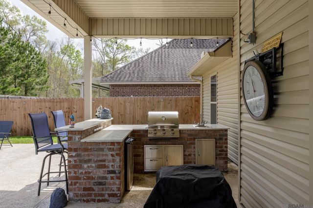 23570 Gardenia Ave, Denham Springs, LA 70726