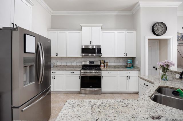 23570 Gardenia Ave, Denham Springs, LA 70726