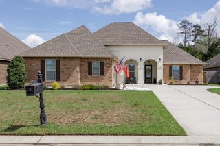 23570 Gardenia Ave, Denham Springs, LA 70726