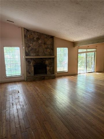8521 Cedar Creek Ridge, Riverdale, GA 30274