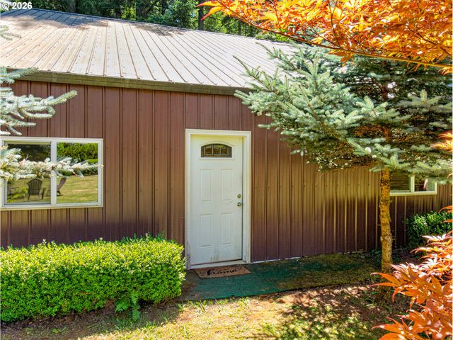27241 S PEDERSON Rd, Estacada, OR 97023