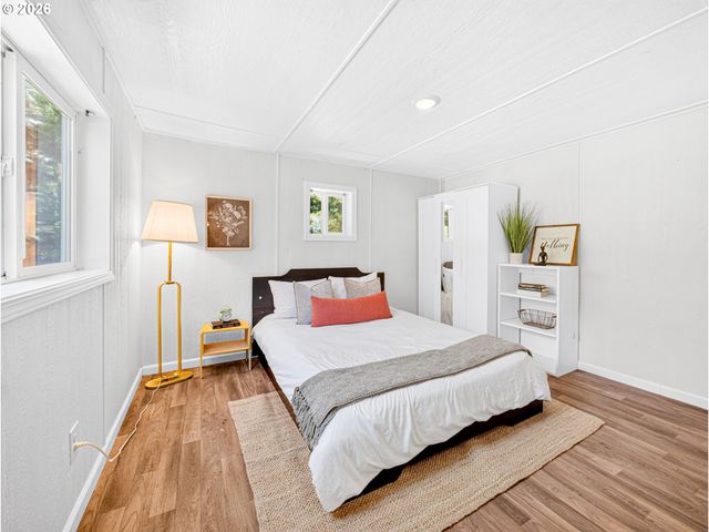 27241 S PEDERSON Rd, Estacada, OR 97023