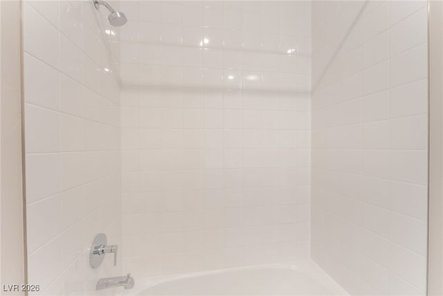 9132 Las Manaitas Avenue 202, Las Vegas, NV 89144