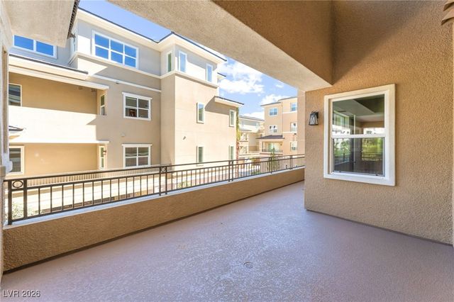 9132 Las Manaitas Avenue 202, Las Vegas, NV 89144