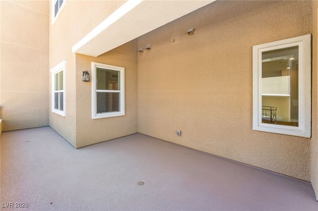 9132 Las Manaitas Avenue 202, Las Vegas, NV 89144