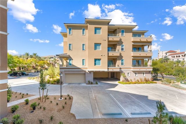 9132 Las Manaitas Avenue 202, Las Vegas, NV 89144