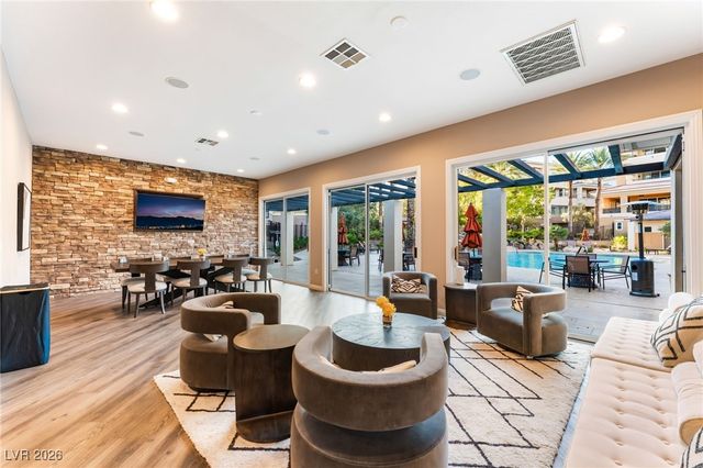 9132 Las Manaitas Avenue 202, Las Vegas, NV 89144