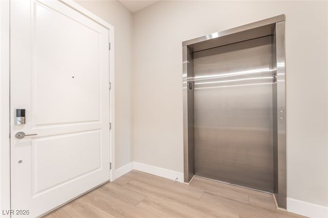 9132 Las Manaitas Avenue 202, Las Vegas, NV 89144