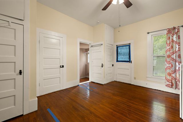 103 E Willis ST, Leander, TX 78641