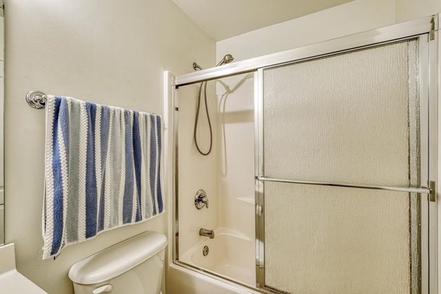 27 King Eider Way, Taylors, SC 29687