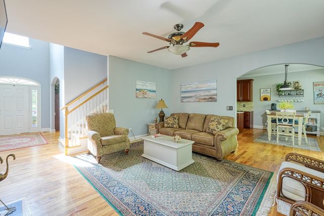 27 King Eider Way, Taylors, SC 29687