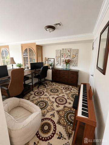19 Hiram Square, New Brunswick, NJ 08901