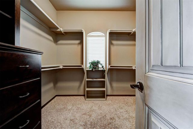 2804 SE 8th Street, Moore, OK 73160