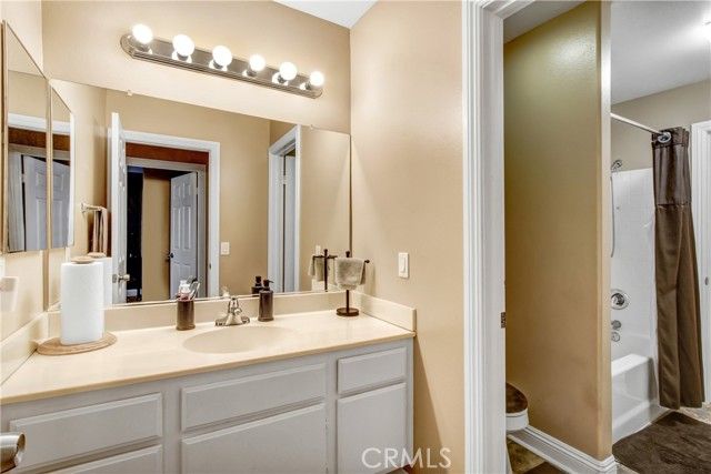 39812 De Vendome Court, Murrieta, CA 92563